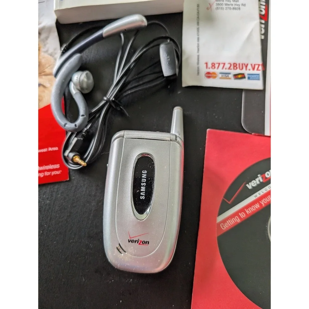 Samsung SCH-A650 - Silver (Verizon) Flip Phone Untested As /‎ Is - Prop Phone